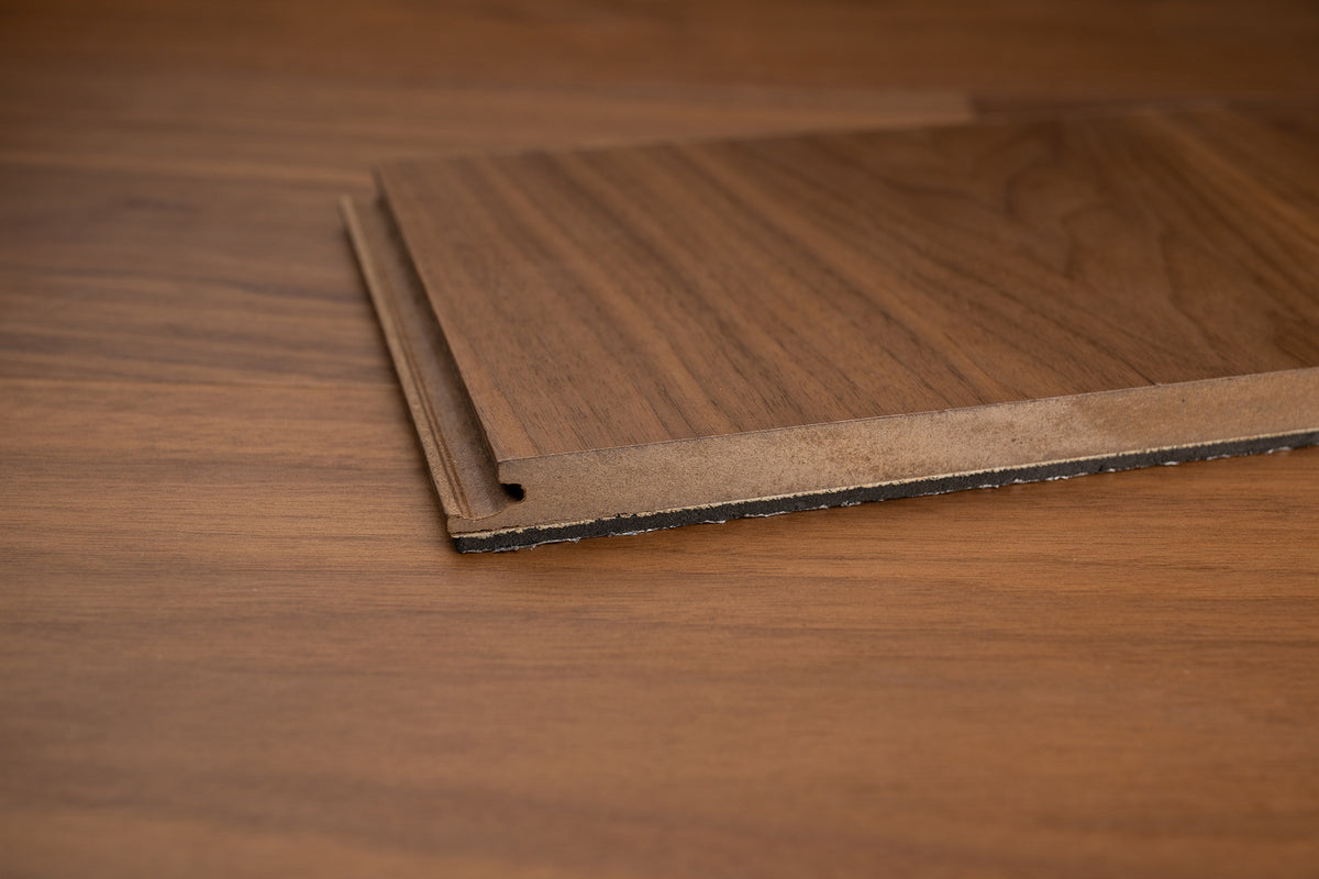 Nearwood Black Collection GA152404 Walnut Reserve 15.5 mm T x 9.05" In W x 74.8" In L AC5 HDF Click-Lock Waterproof Laminate Plank Flooring (28.22 sf / box)